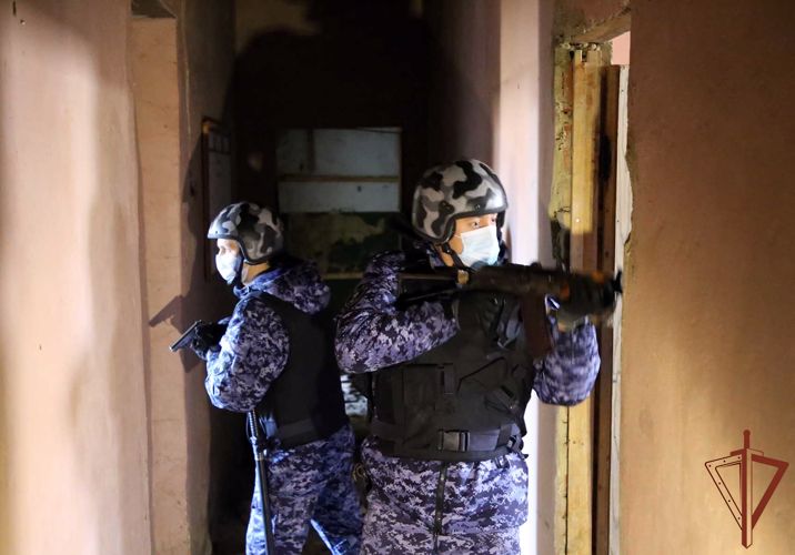 В преддверии Дня вневедомственной охраны журналист республиканского телеканала стала росгвардейцем на один день